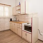 Lido Apartment