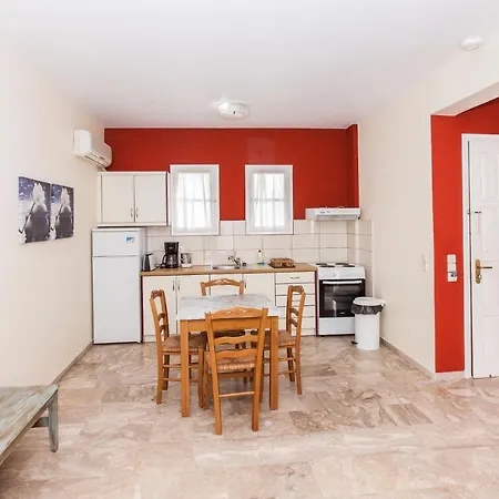 Lido Apartment Tolo